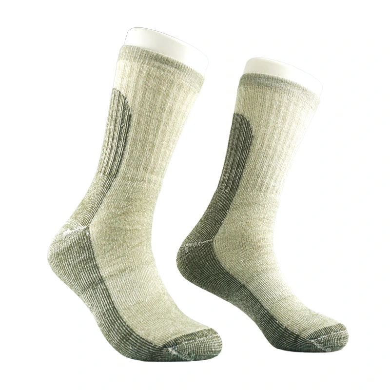 181140sk Expedition Hiking Crew Socks for Outdoor Sports Activities in Army-Green